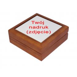 Elegancka drewniana szkatułka ze zdjęciem brązowa
